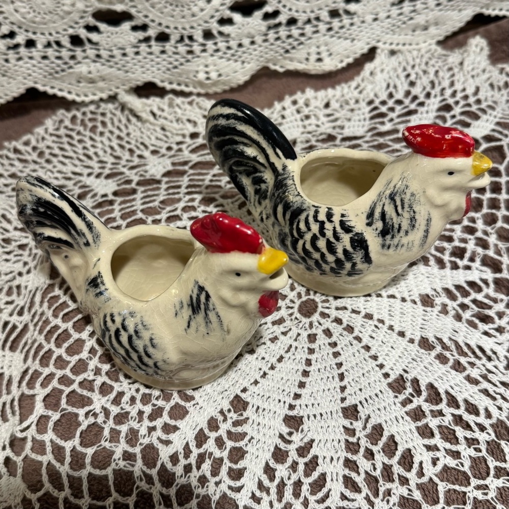 Matching Ceramic Rooster Creamer and Sugar Bowl